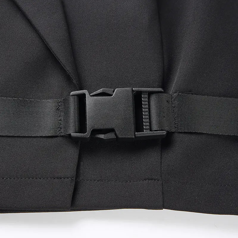 Suit Jacket with V-Neck Crop Top and Button Closure