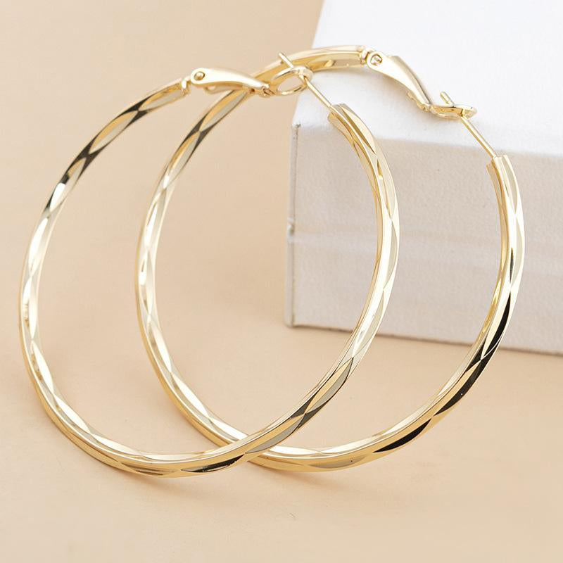 Holiday Party Gift Vintage Vintage-Inspired Large Hollow 4.5CM round Hoop Earrings for Women - Freshwater Pearl, Trendy Body Jewelry Bold Style Halloween Earring Fashionable Valentine Simple Daily Use Fashion Accessory Unique Jewelry New Style Vintage